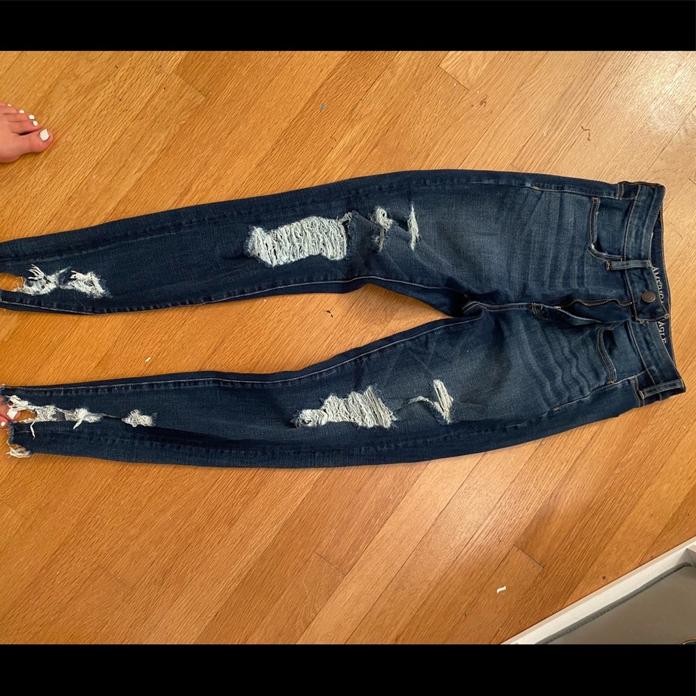 AEO Jeans- skinny, high waisted and ripped